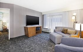 Courtyard By Marriott Secaucus Meadowlands